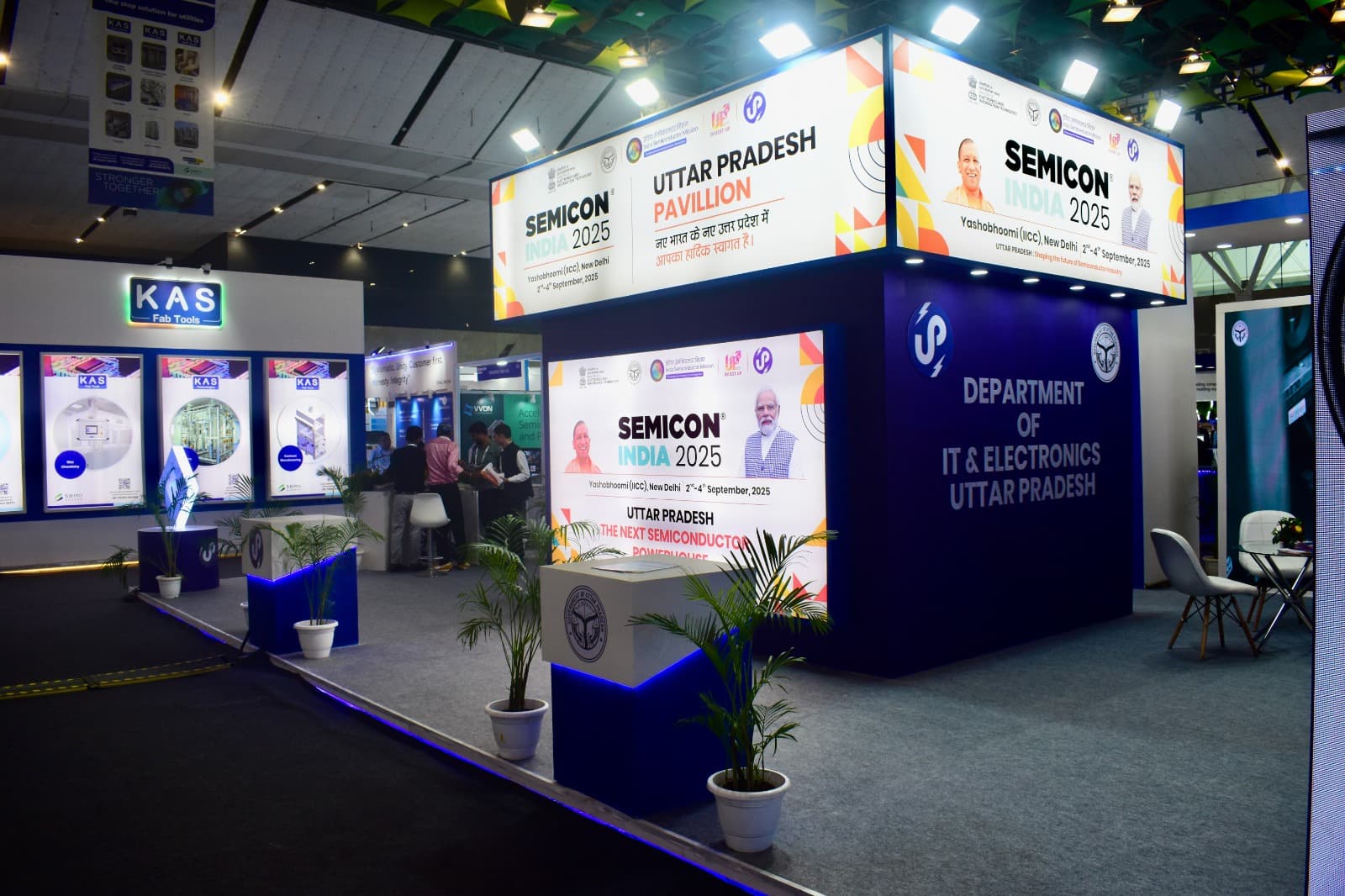 Stage & visitor engagement